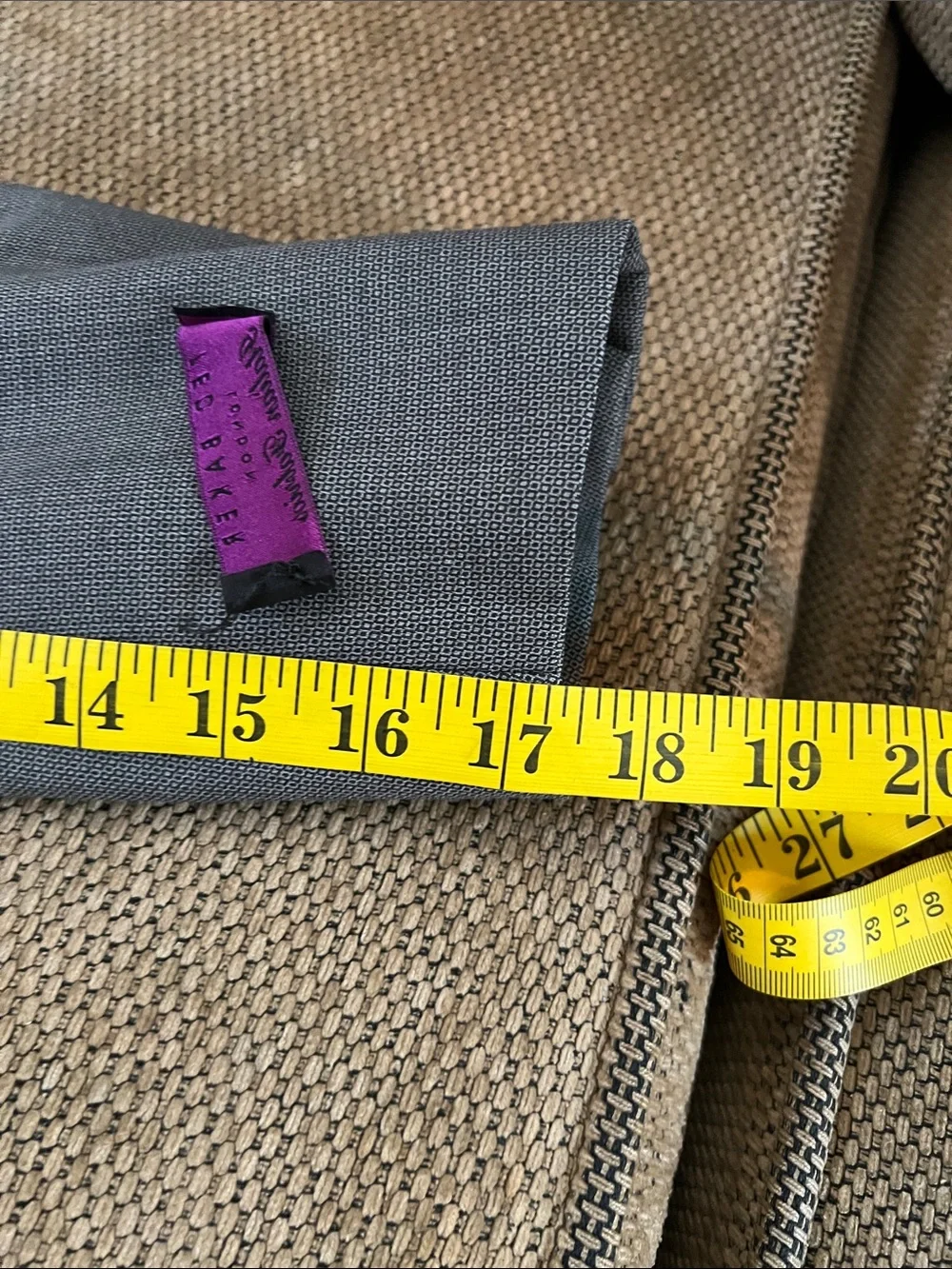 Ted Baker Gray Sport Coat with Purple Patterned Lining 100% wool size 38R